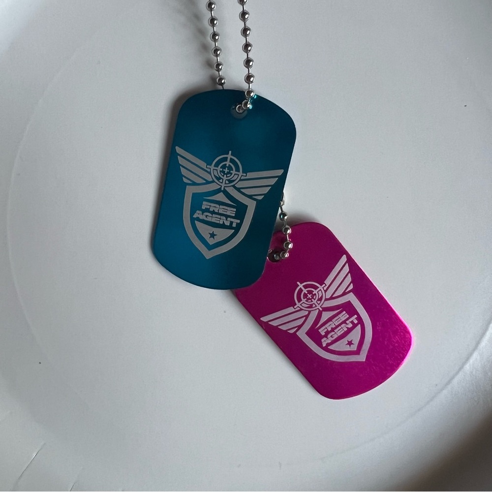 Blue & pink dogtag necklace